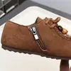 Zapatos Casuales de Cuero para Niñas con Borlas y Perlas 2025 Otoño Nuevo Estilo Zapatos Casuales Birkenstock para Niños Pequeños y Medianos Venta al por Mayor 3713