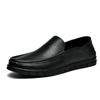 Sapatos Casuais Masculinos de Couro Bovino de Primeira Camada, Mocassins de Couro Genuíno, Sapatos de Dirigir Slip-On, Versáteis e Leves