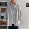 Novas Camisas Listradas de Primavera e Verão para Homens, Jaquetas Finas Estilosas para Casais, Camisas Longas Soltas da Moda Estilo Hong Kong para Homens