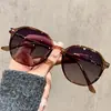 Óculos de Sol Marrons da Moda Populares para Mulheres, Cor Degradê, Óculos de Proteção Solar de Alta Qualidade, Armação Grande Retrô, Óculos de Sol Emagrecedores