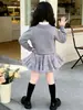 Casaco Suéter Cardigan para Meninas 2026 Outono/Inverno Roupa Infantil Doce Saia Texturizada Vestido Princesa para Bebê Conjunto de Duas Peças