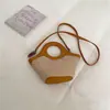 Nueva Bolsa de Playa Popular Estilo Resort Primavera Verano para Mujer Bolso de Mano Bloque de Color Bolso Cruzado de Cadena Tejida Hecho a Mano de Alta Calidad