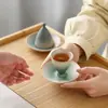 Taza de té pequeña de cerámica de color degradado creativo Juego de dos piezas Taza de té para el hogar Taza de maestro Taza de té giratoria Posavasos para taza de té Taza de agua