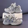 Zapatillas elegantes para niños, nueva colección de otoño 2026, diseño de malla, zapatos casuales antideslizantes para niñas y niños mayores, zapatillas para correr