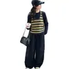 Conjunto de Dos Piezas para Niñas: Chaleco de Punto Rayado Colorido Estilo Coreano Nuevo Otoño y Top de Manga Larga Ajustado con Pantalones Cargo