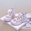 Sandálias Fechadas para Meninas 2026 Verão Novo Estilo Malha Respirável Vazada Calçados Tênis Versáteis da Moda para Meninos