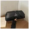 Cinto de viagem de comércio exterior com textura de rebite, estilo vintage, bolsa transversal/de ombro/sob o braço casual simples popular feminina 2026