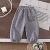 Pantalones de forro polar para niña otoño e invierno mono de terciopelo engrosado 2026 nuevo elegante invierno niña bebé casual pants deportivos dropshipping