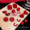 Pendientes de Terciopelo con Lazo Rojo Ankela para Mujer Otoño e Invierno 2026 Nuevo Estilo Pendientes Elegantes Pendientes Dulces Festivos Pendientes