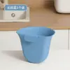 Nuevo cubo de basura de pared para cocina para uso doméstico, colgante en las puertas de los armarios del baño, con diseño de encaje, cubo de basura creativo y simple para coche