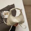 Bolsa Pequena Quadrada Retrô Casual de Mão para Mulheres 2025 Primavera Nova Moda Casual Simples Bolsa de Ombro Bolsa Transversal