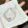 Pulsera Doble Capa de Cuarzo Rosa Natural con Perlas Swarovski y Diseño Floral para Mujer, Diseño de Nicho, Moderna, Atrae Amor, Joyería Ajustable