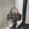 Bolso de Cuadros Estilo Western de Aspecto Elegante para Mujer 2025 Nueva Moda Bolso Cruzado Estilo Coreano Bolso de Bowling Portátil