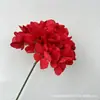 Flor roja de simulación diseño de auditorio de bodas paisajismo pared de fondo de flores artificiales decoración techo de flores camino de flores guía arreglo floral flor