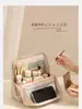 En Stock Bolso Vertical de Maquillaje 2026 Nuevo Estilo Compartimentado Gran Capacidad Portátil Cosméticos Impermeable Bolsa de Aseo de Viaje
