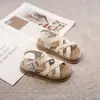 Zapatos de Playa Suaves para Niñas 2026 Nuevas Llegadas de Verano Tallas Medianas y Grandes Versión Estudiante Zapatos para Bebé Sandalias Casuales