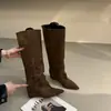 Botas Altas de Gamuza con Punta y Tacón Oculto Estilo Coreano First Encounter Season Otoño/Invierno 2026 Nuevas Versátiles Ajustadas por Encima de la Rodilla Moda