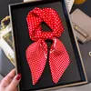 Pañuelo de Seda con Estampado de Lunares Fresco y Sencillo, Versátil y Elegante, Pañuelo de Cuello de Alta Gama, Decoración Profesional, Pañuelo Cuadrado Sencillo