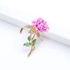 Broche de Flor Amazon para Mujer Aleación Chapado en Oro Diamante Rosa de Tres Hojas Corsage Accesorios para Ropa de Boda