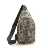 Nova Bolsa de Peito Camuflada para Homens, Bolsa Transversal Multifuncional para Esportes ao Ar Livre, Bolsa de Ombro Versátil de Grande Capacidade, Bolsa Tática para Homens