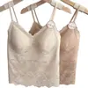 Camisola de renda estilo francês para mulheres, sem costura com bojos fixos embutidos, não precisa usar sutiã, respirável e confortável, adequada para usar em camadas ou como peça externa, com um lindo design nas costas