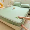 Fuente de Artículos - Modelo Nuevo 2026 Seda Refrigerante Frijol Grueso Sábana Ajustada Juego de Tres Piezas Estructura de Sándwich Protector de Colchón Cama