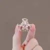 Pinza para el Cabello de Flor Pequeña 2026 Nuevo Modelo Pasador de Cristal Pinza Lateral Estilo Coreano Elegante Accesorio para el Cabello para Mujeres