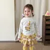 Conjunto de Primavera y Otoño para Niñas Ropa Infantil Zhe Li 2026 Nueva Ropa Infantil Elegante Chaqueta para Bebé Camiseta Pantalones