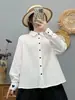 Camisa estilo vintage con bordado de corazón en las mangas, gasa de algodón de doble capa, color liso, chaqueta casual para capas para mujer, estilo moderno para ir al trabajo