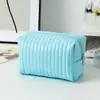 Nova Bolsa de Maquiagem Acolchoada Floral Feminina Necessaire de Viagem Portátil Bolsa de Armazenamento para Cosméticos Batom Carteira
