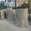 Capitel de columna romana GRC con patrón de plumas de cemento, remate de columna tallado en arco desmontable, componente de columna para puerta de villa