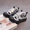 Sapatos Femininos 2026 Outono Novo Tênis de Malha Sola Macia Sapatos de Malha Respiráveis para Crianças Meninas Tênis de Skate Fashion