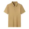 Camiseta Masculina de Manga Curta com Gola Lapela Cor Sólida Fina para o Verão Moda Fashionable Camiseta de Seda Amora Estilo Pai Casual Top Masculino