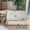 Cubrecama acolchado de algodón de doble cara estilo coreano, lavado a alta temperatura con arena, disponible para las cuatro estaciones, cubierta para tatami Kang, sábana antideslizante
