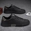 Tênis Masculino Novo Primavera 2026, Sapatos Casuais de Couro Branco, Tênis Masculino Atacado, Tênis para Dirigir, Tênis Masculino da Moda