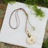 Colar de Maçã de Cerâmica Jingdezhen Colar Borboleta Dopamina Personalidade Fresca Feminina Moda Versátil Colar Venda por Atacado