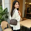 Bolso pequeño práctico de tres capas para mujer transfronterizo, bolso cruzado para mujer estilo coreano, moderno y versátil, adecuado para mujeres de mediana edad y mayores, disponible para envío directo