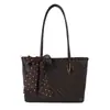 Bolsa Feminina de Temperamento Fashion Estilo Coreano 2026 Nova Bolsa de Mão Simples Versátil Casual Moda Feminina de Ombro Único Transversal