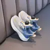 Tênis Esportivo Infantil 2026 Coleção Primavera e Outono, Leve e Respirável, Tênis de Malha Infantil, Sola Macia Antiderrapante para Corrida