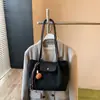Bolsa Retro Fosca de Comércio Exterior Feminina Grande Capacidade Nova Casual Versátil Bolsa de Ombro Textura Bolsa Tote de Mão para o Dia a Dia
