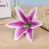 Flor de lirio artificial de 13 cm con flor de lirio pequeña en forma de corazón al por mayor bambú rico con flor arreglo floral para coche de boda con flor tela de seda Cien