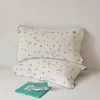 Toalla de almohada acolchada de dibujos animados 52 x 78 algodón y funda de almohada engrosada individual dormitorio de estudiante alto valor de color toalla de almohada al por mayor
