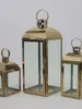 Lampião de Vento Estilo Europeu Suporte de Vela de Aço Inoxidável Lanterna de Vidro Dourada Lâmpada à Prova de Vento Lâmpada de Manteiga para Exterior Ornamento de Decoração