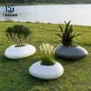 Estanque de flores de GRC con banco de adoquines integrado, estanque para plantas de exterior, asiento paisajístico de UHPC, hecho a medida para oficinas de ventas