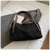 Bolso de Mano Casual de Moda para Mujer 2025 Otoño Nuevo Versátil de Alta Calidad Color Sólido Gamuza Bolso de Hombro Cruzado