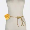 Tocados caseros se pueden usar con fajín de flor de rosa de satén, Accesorios de cordones retro literarios de moda, Cadena para el cuello y cinturón para mujer