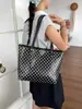 2026 Verano Nuevo Bolso de Mano Dulce Bolso de Hombro Gran Capacidad Moderno Personalizado Bolso Tote de Lunares Venta al por Mayor Bolso para Mujer