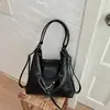 Bolso Tote de Nicho para Mujer para Ir al Trabajo 2026 Nuevo Bolso de Hombro de Gran Capacidad Bolso Cruzado Retro Versátil Simple de Moda