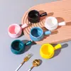 Tazón pequeño de cerámica de color gelatina creativo al por mayor con asa para salsa, condimento, taza de crema de cerámica, vajilla de restaurante