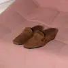 Primeiro Encontro com o Estilo Preguiçoso da Temporada: Sapatos Mule Simples Femininos com Solas Grossas de Camurça, Calce Fácil com Bico Fechado para o Verão